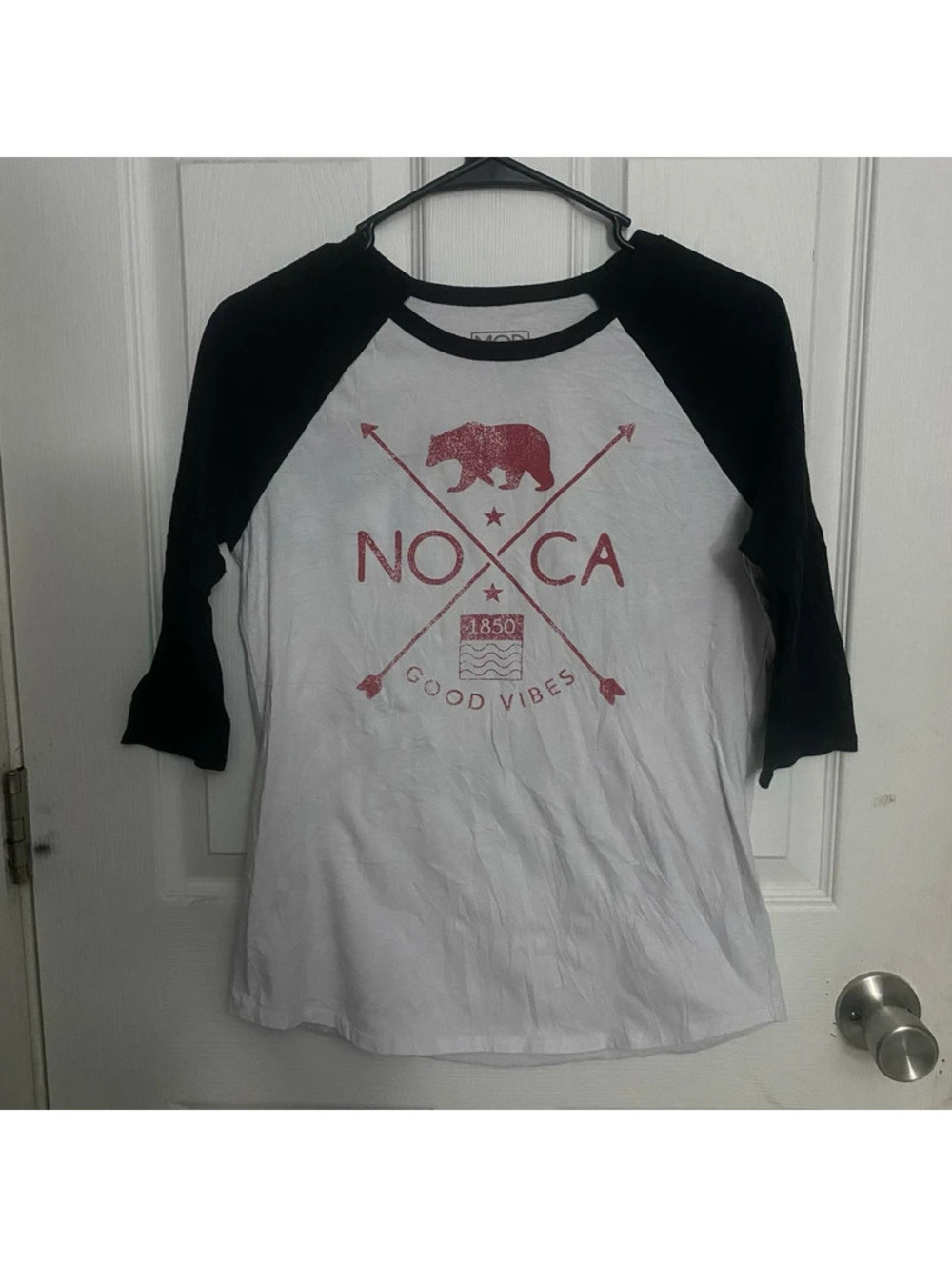 Modern Lux California Raglan Tee L
